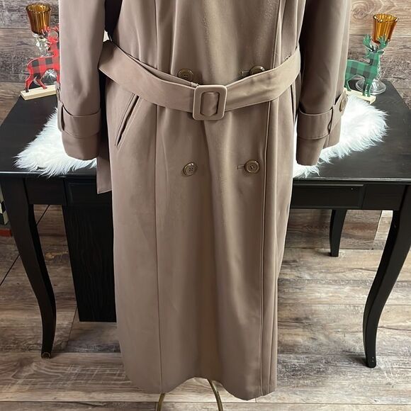 Jacqueline Ferrar Ladies Trench Coat, Taupe, Vintage - Picture 6 of 15